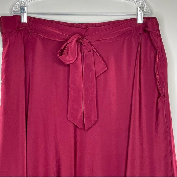 ModCloth On My Way A-Line Skirt Burgundy Bow Tie with pockets - Picture 3 of 9